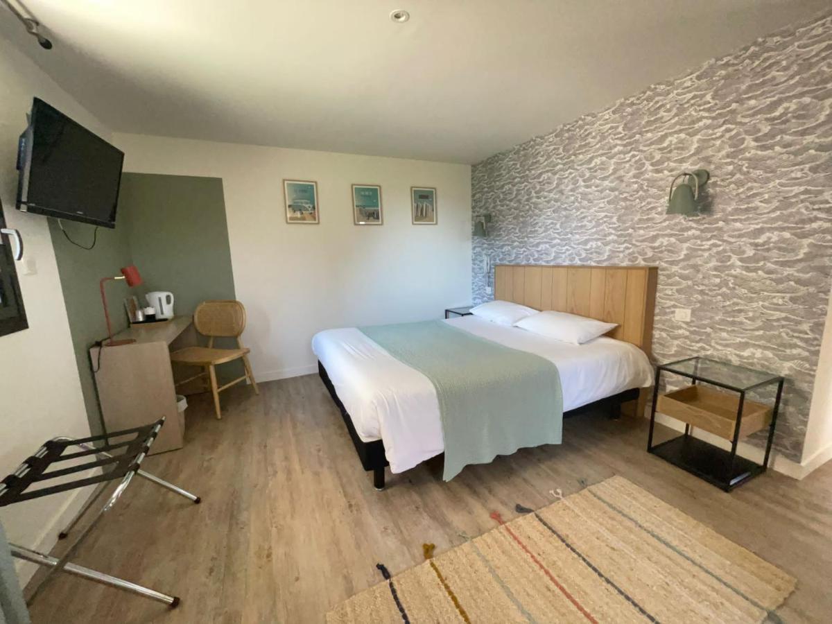 Logis Hotel Du Large Плугонвелен Экстерьер фото